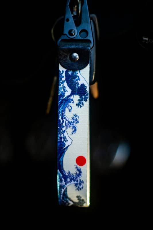 WAVE WRIST LANYARD